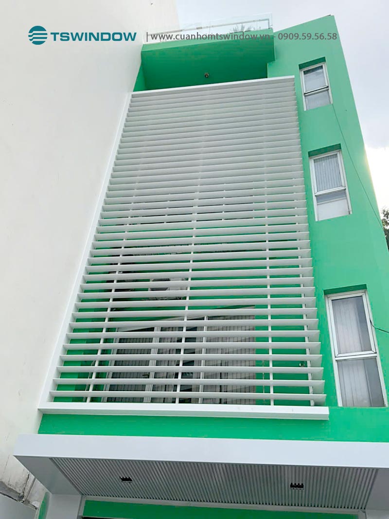Lam nhôm viên đạn ứng dụng chắn nắng văn phòng công ty